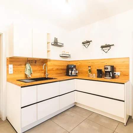 Luxus-ferienhaus Mit Sauna, Hot Tub Und Grandiosem Panorama Hébergement de vacances *