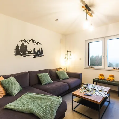 Luxus-ferienhaus Mit Sauna, Hot Tub Und Grandiosem Panorama Hébergement de vacances